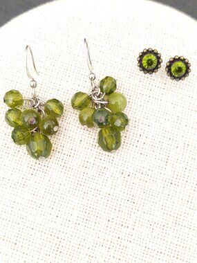 Pair of green glass earrings
